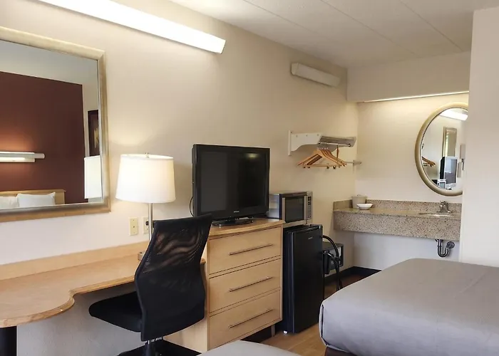 Cranberry Park Hotel