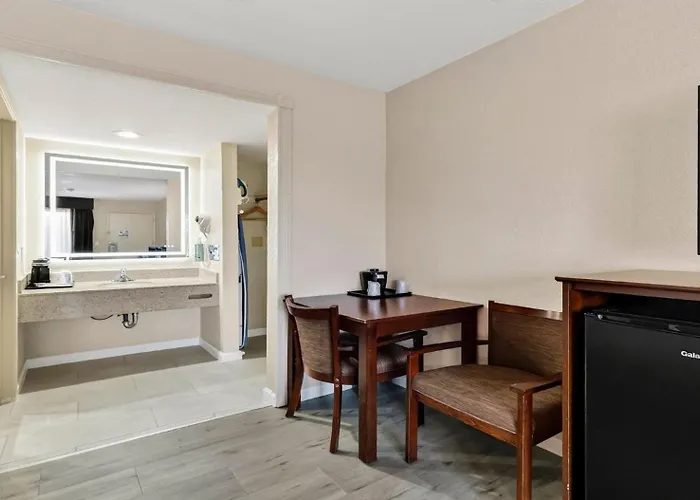 Best Western Roseville Inn