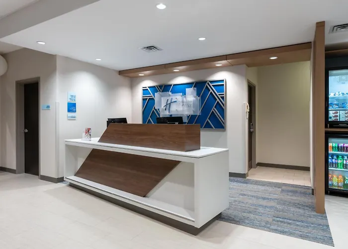 Holiday Inn Express & Suites Vaughan-Southwest By Ihg