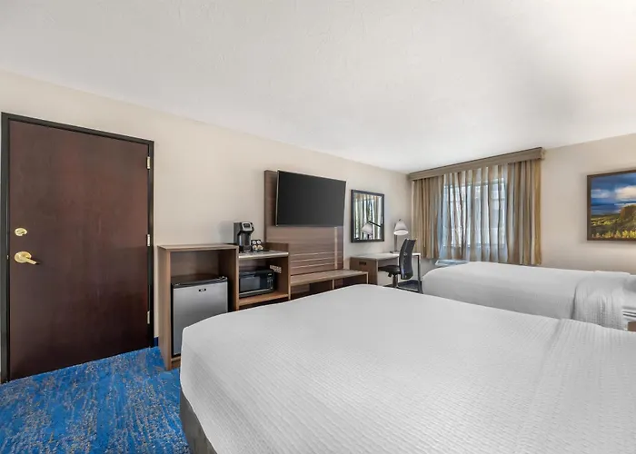 Best Western Plus Portland Airport Hotel & Suites