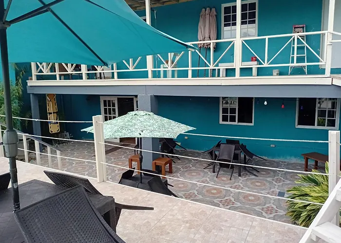 Fisherman'S Inn Hotel Silver Sands, Duncans Bay