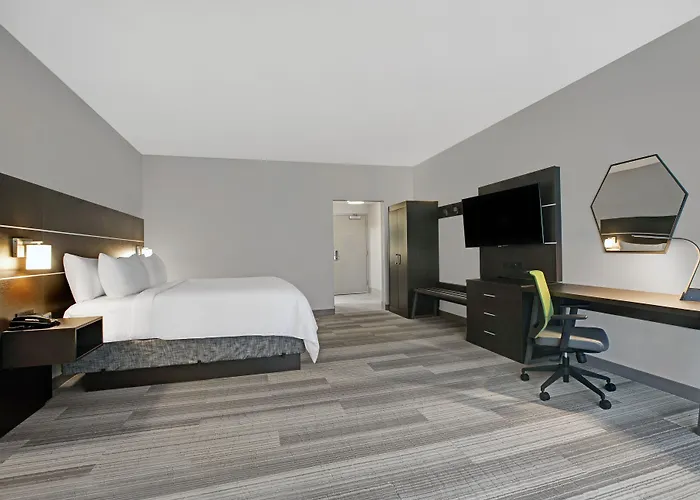 Holiday Inn Express - Milwaukee Downtown By Ihg