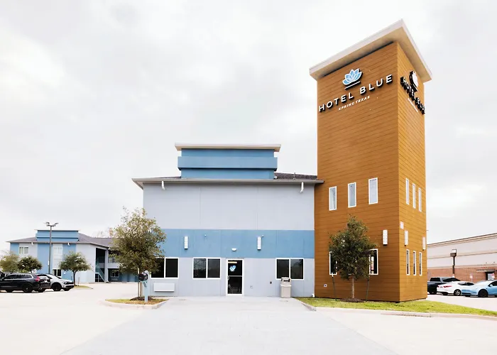 Hotel Blue Spring