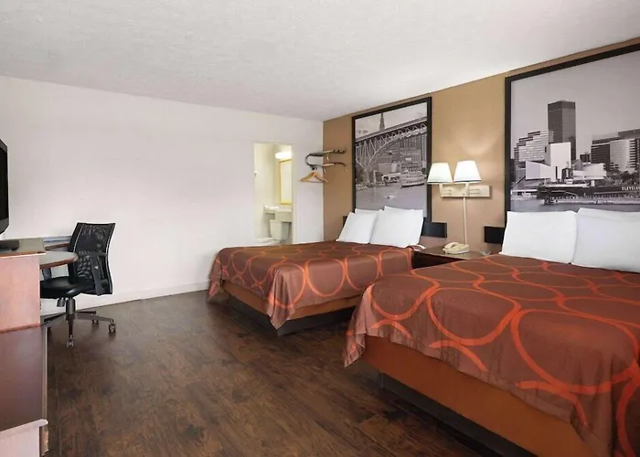 Super 8 By Wyndham Youngstown/Girard