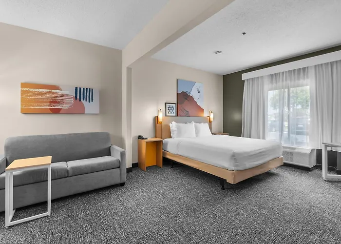 Spark By Hilton Paducah