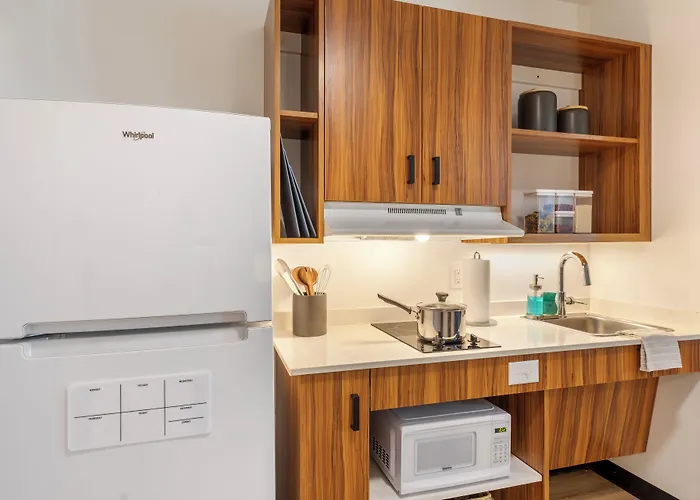 Uptown Suites Extended Stay Nashville Tn - Smyrna