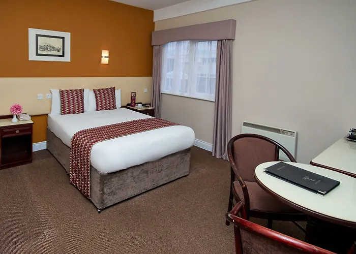 Eviston House Hotel