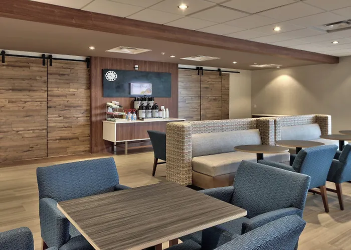 Holiday Inn Express & Suites Broomfield By Ihg
