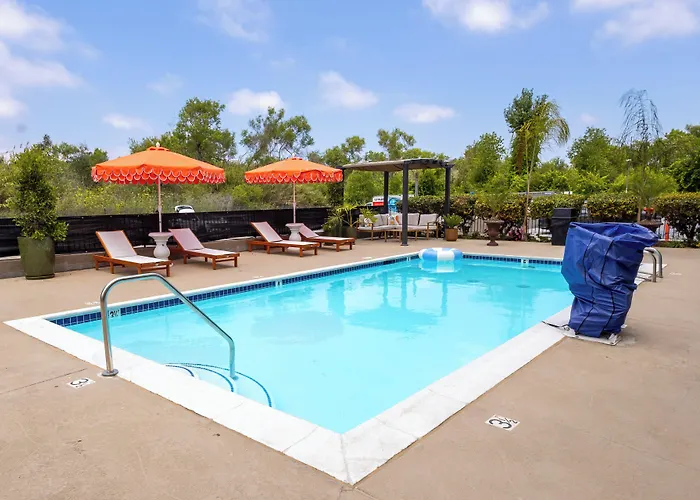 The Alcala Hotel Mission Valley Free Breakfast