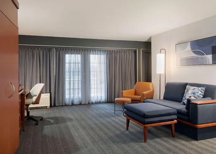 Courtyard By Marriott Columbus New Albany