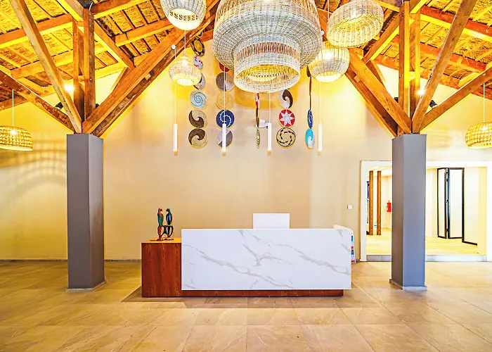 Palm Beach Hotel