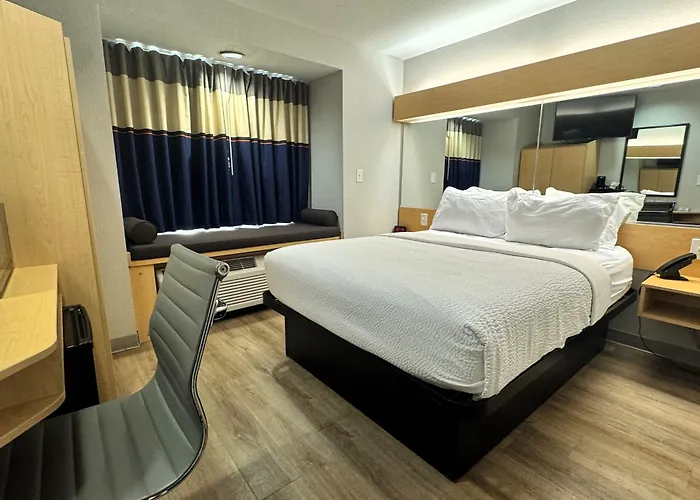 Microtel Inn & Suites By Wyndham Albertville