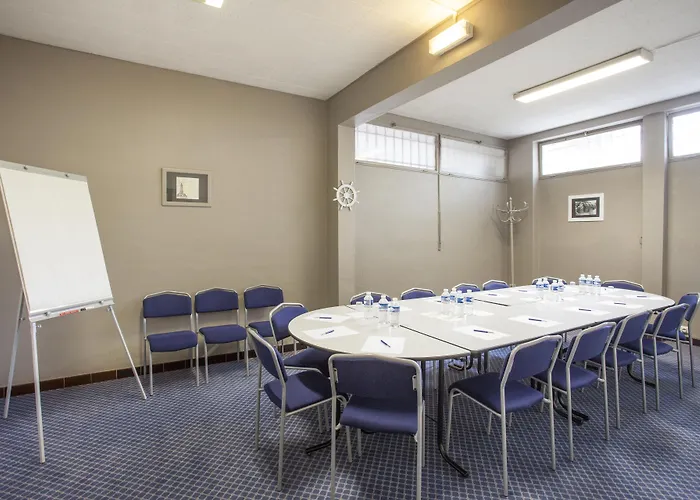La Rochelle (Charente-Maritime) Cheap Hotels