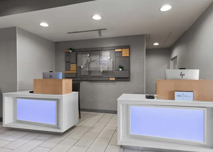 Holiday Inn Express Hotel & Suites Frankfort By Ihg