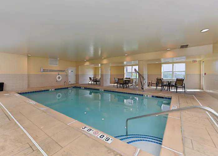 Holiday Inn Express Hotel & Suites St. Louis West-O'Fallon By Ihg