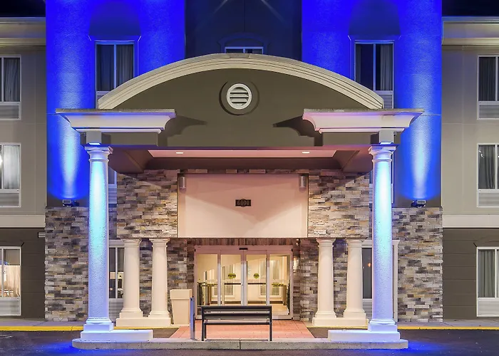 Holiday Inn Express & Suites Philadelphia - Mt Laurel By Ihg