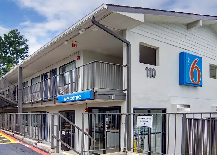 Motel 6-Longview, Tx
