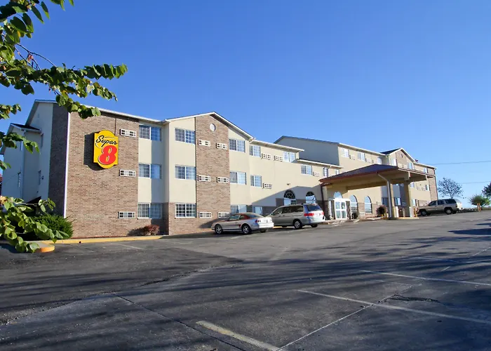 Super 8 By Wyndham Kansas City