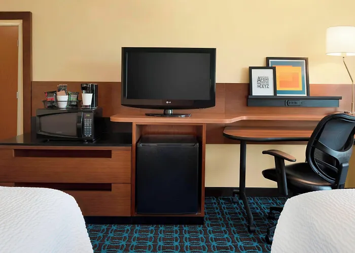 Fairfield Inn & Suites Hartford Manchester