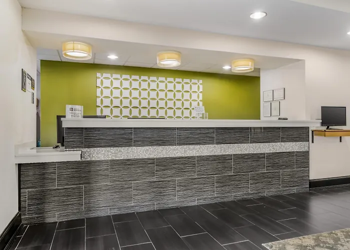 Best Western Commerce Inn