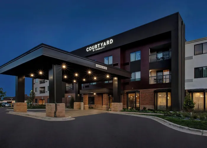 Courtyard By Marriott Traverse City