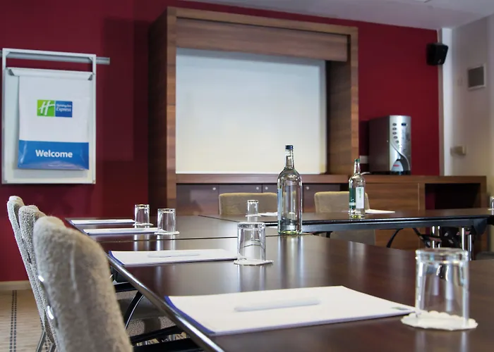 Holiday Inn Express Leeds City Centre By Ihg