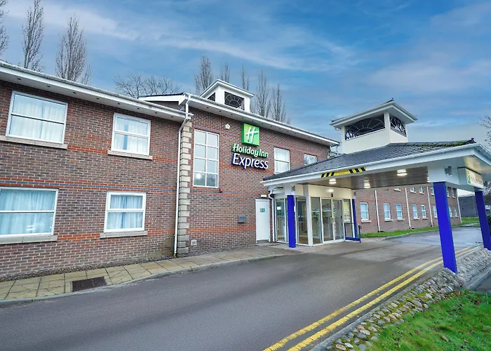 Holiday Inn Express Leeds-East By Ihg
