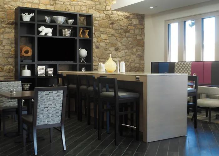 Holiday Inn Express Hickory - Hickory Mart By Ihg