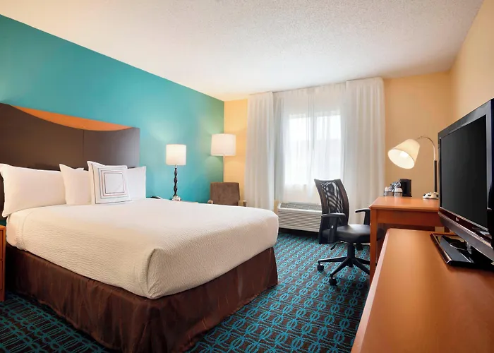 Fairfield Inn & Suites By Marriott Dallas Plano West