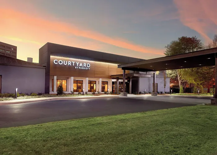 Courtyard Charlotte Southpark