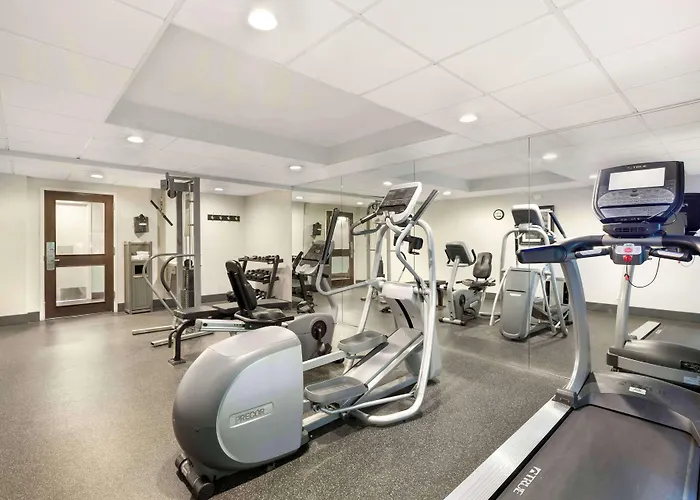 Best Western Hartford Hotel And Suites