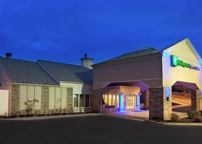 Holiday Inn Express Hotel & Suites Pittsburgh Airport By Ihg