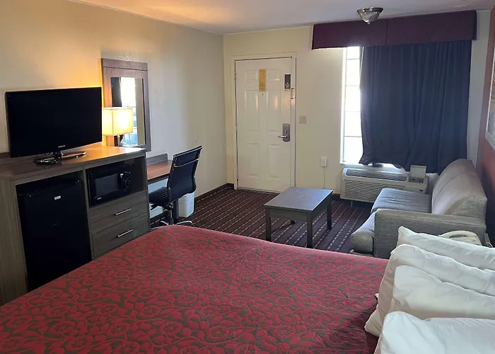 El Reno Cheap Hotels