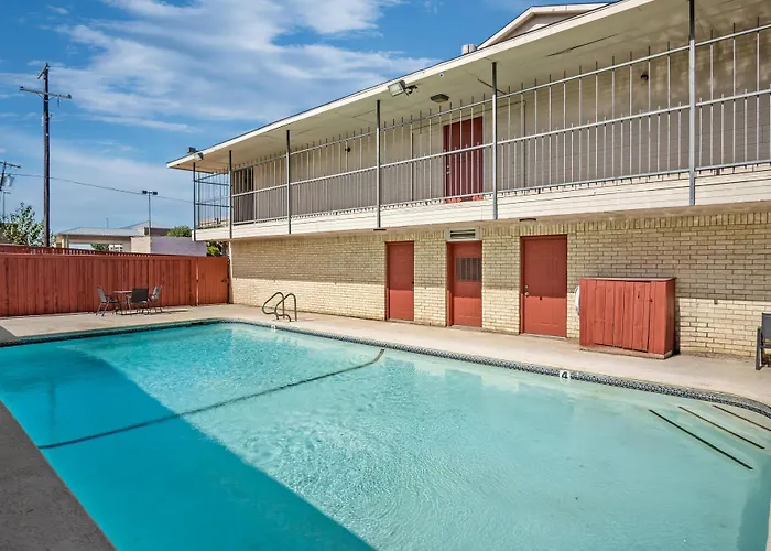 Americas Best Value Inn Midlothian