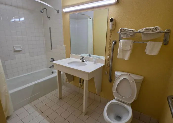 Economy Inn