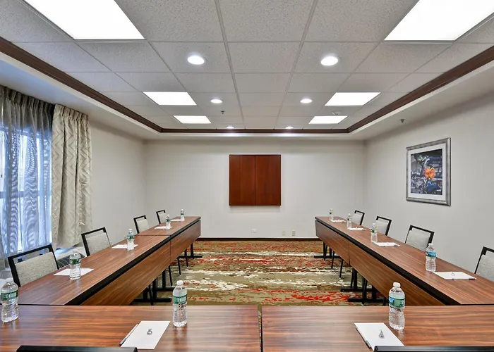 Hampton Inn Albany-Wolf Road