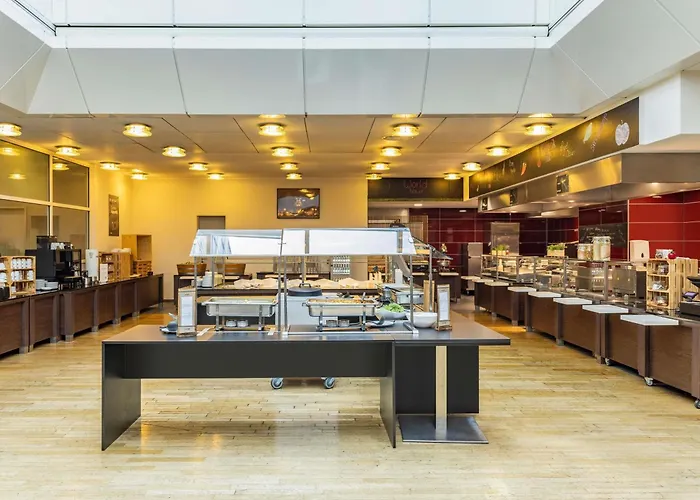 Webers Hotel Im Ruhrturm Essen By Accor