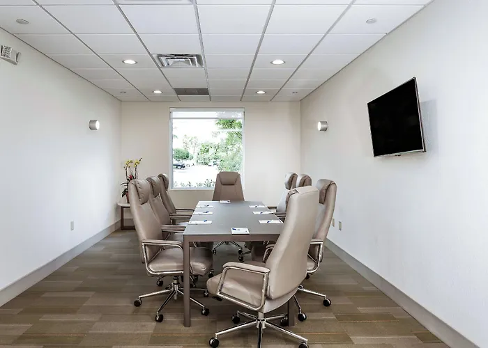 Holiday Inn Express & Suites Boynton Beach West By Ihg