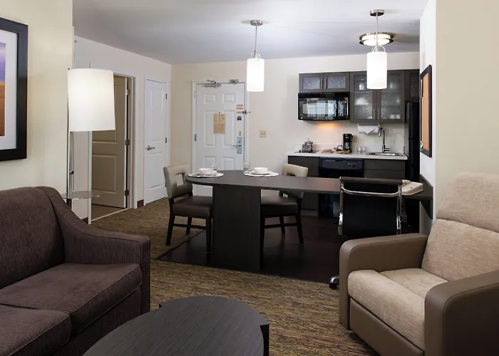 Candlewood Suites Olathe By Ihg