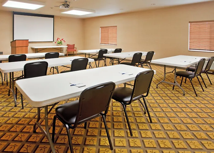 Candlewood Suites Springfield By Ihg