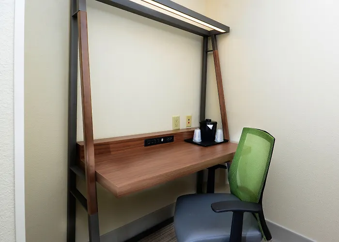 Holiday Inn Express & Suites Raleigh Durham Airport At Rtp By Ihg
