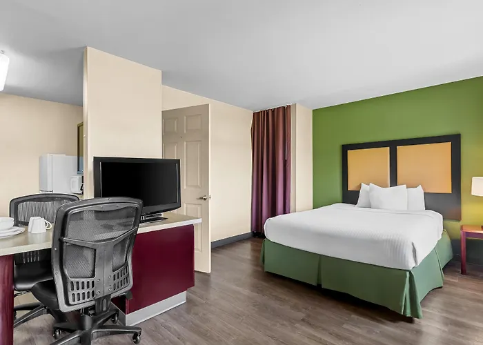 Sonesta Simply Suites Stafford