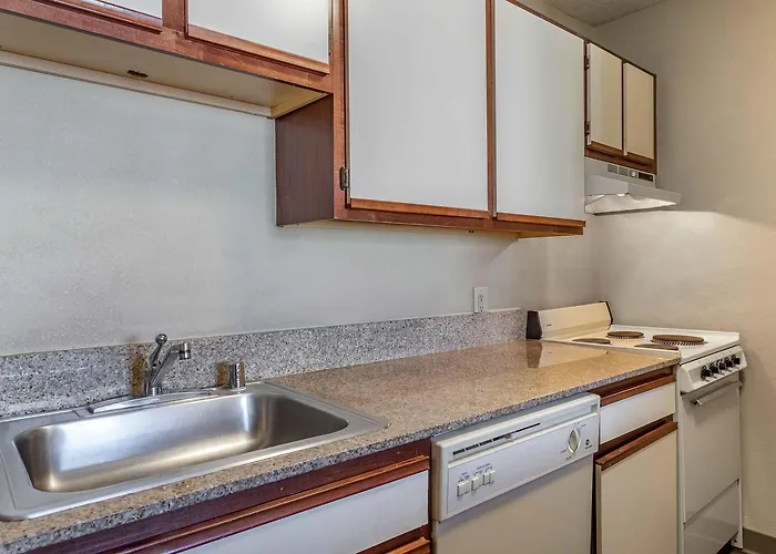 Extended Stay America Suites - Cleveland - Great Northern Mall