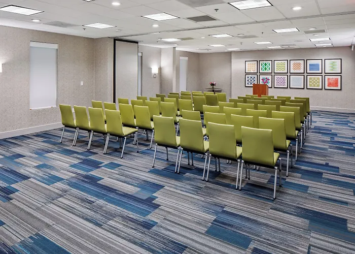 Holiday Inn Express Atlanta Airport-College Park By Ihg
