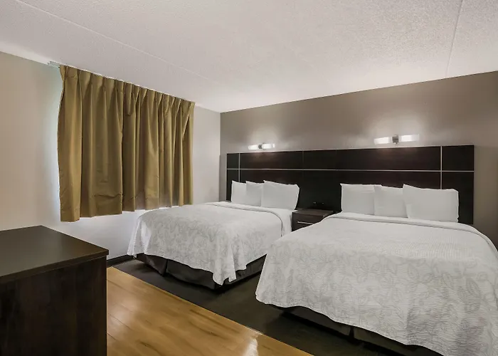 Red Roof Inn Plus+ & Suites Knoxville West - Cedar Bluff