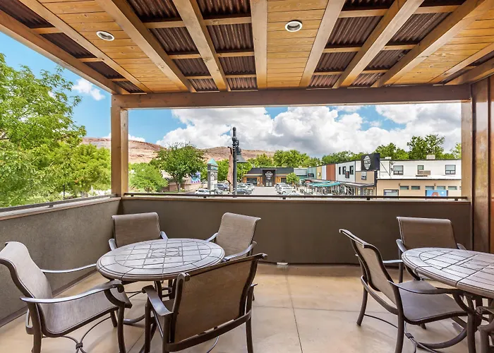 Best Western Plus Canyonlands Inn