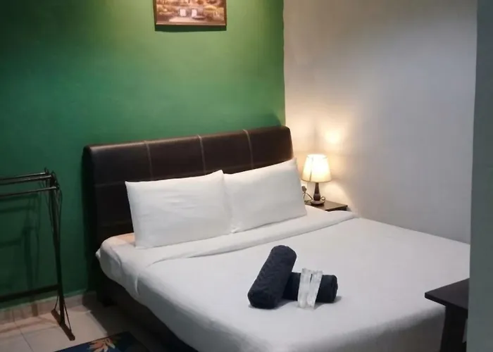 Ghazrins Hotel Dataran Larkin
