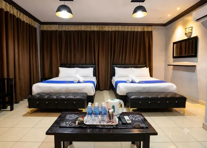 Ghazrins Hotel Dataran Larkin
