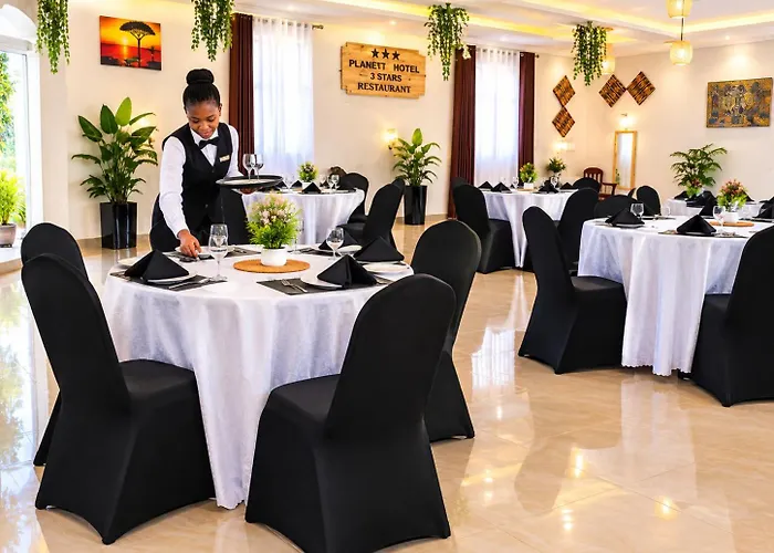 La Planete Hotel