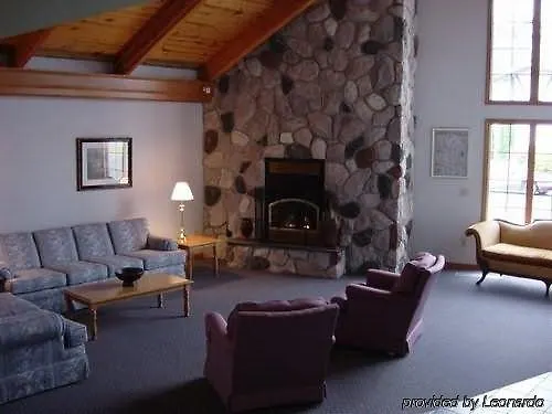 Royal Crest Motel